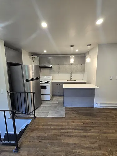 285 S Center St #16A Photo 1