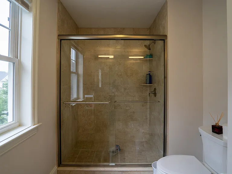 4 Strauss Ln — Photo 19