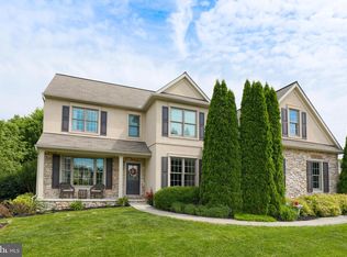 413 Bellaire Dr, York, PA 17402