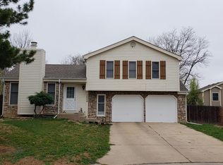 1008 Camelot Cir, Fort Collins, CO 80525