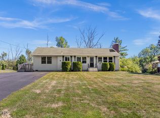 7 Kling Ter, Voorheesville, NY 12186
