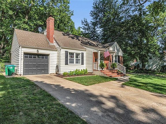 4th image of 5707 Ash Dr