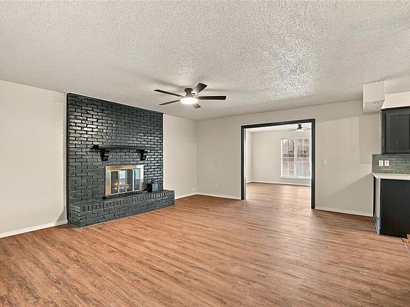 2nd image of 4004 Terry Way