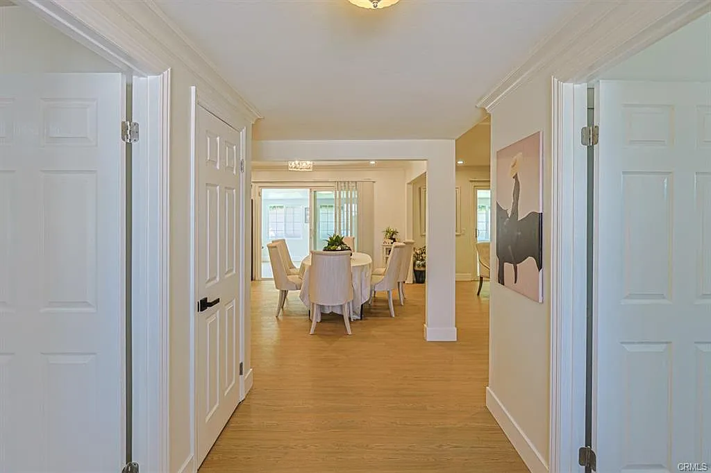 4 bed, 3.5 bath, 1808 sqft, $8,500 — Photo 2
