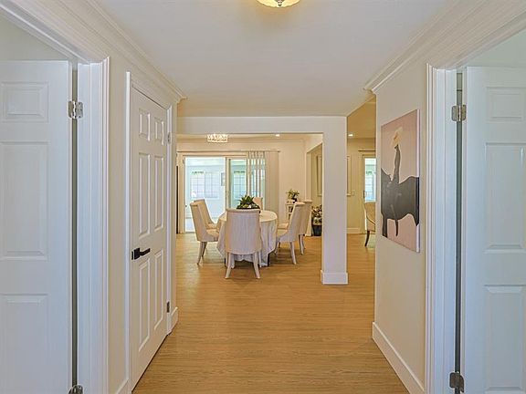 2nd image of 17819 Bay St