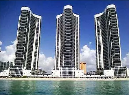 16001 Collins Ave #9