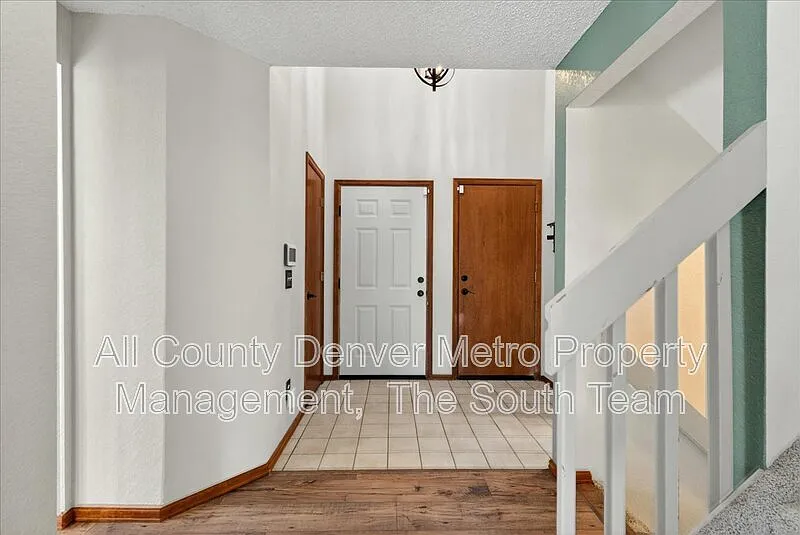 5 bed, 4.0 bath, 2582 sqft, $3,345 — Photo 4
