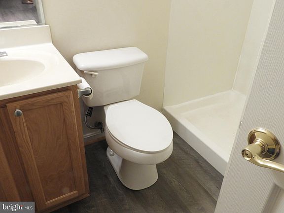 4th image of 1301 Baker Crest Ct
