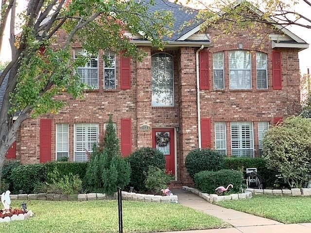 1st image of 2823 Panorama Dr