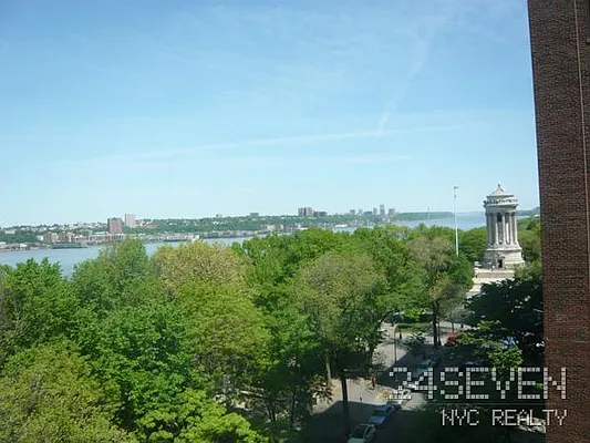 Rented by 24 7 NYC Realty Inc. | media 13