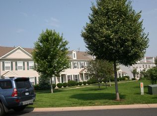 1647 Liberty St, Shakopee, MN 55379