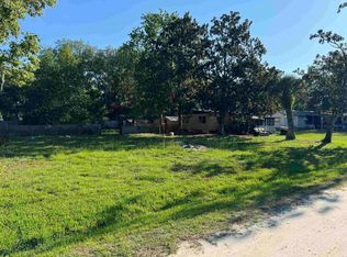 116 Char Ln, Crescent City, FL 32112