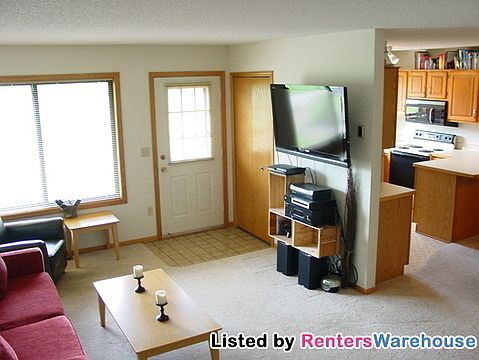 5th image of 5465 Orleans Ln N APT 3