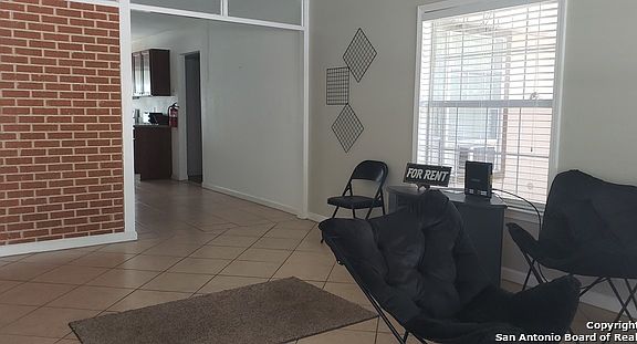 3rd image of 133 Winn Ave