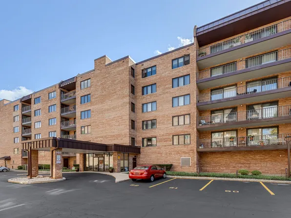 905 Center St Unit 507, Des Plaines, IL 60016