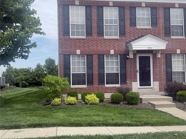 824 Brookmead Dr, O'Fallon, MO 63366