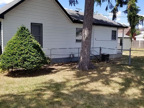 4th image of 20925 Outer Dr