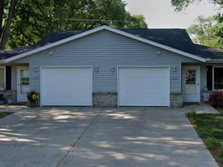 Mansfield Duplex (003) — Photo 1