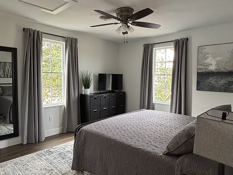 228 N 1st Ave #B — Photo 12