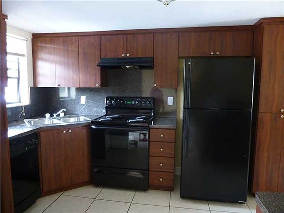 4th image of 3751 NW 115th Way APT 5