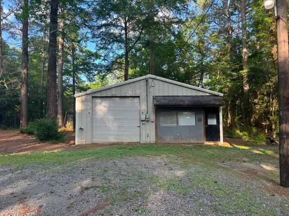 375 Private Road 1141, Waskom, TX 75692
