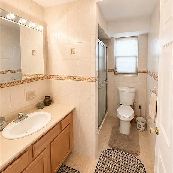 217 Van Buren St — Photo 17