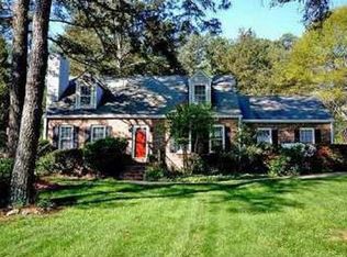 1589 Pucketts Dr, Lilburn, GA