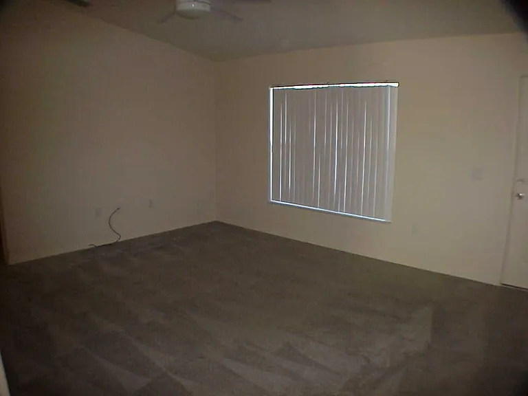iving room