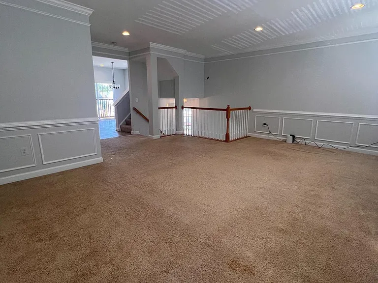8234 Glade Bank Dr — Photo 4