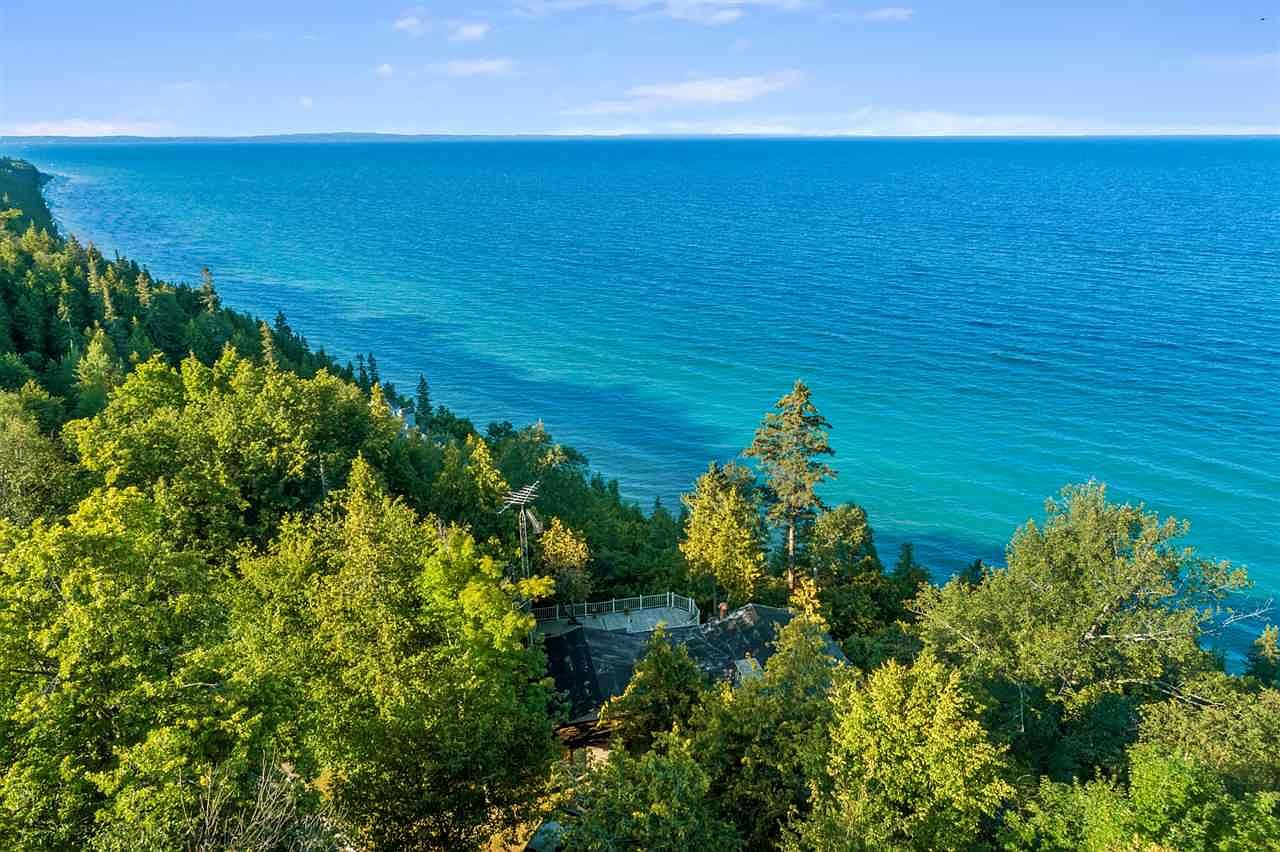 3250 S Lake Shore Dr, Harbor Springs, MI 49740 Zillow