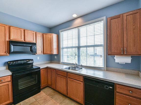 Kitchen (2)