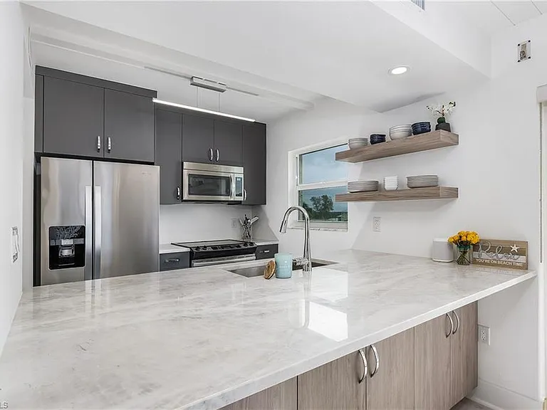 26340 Hickory Blvd #401 — Photo 6