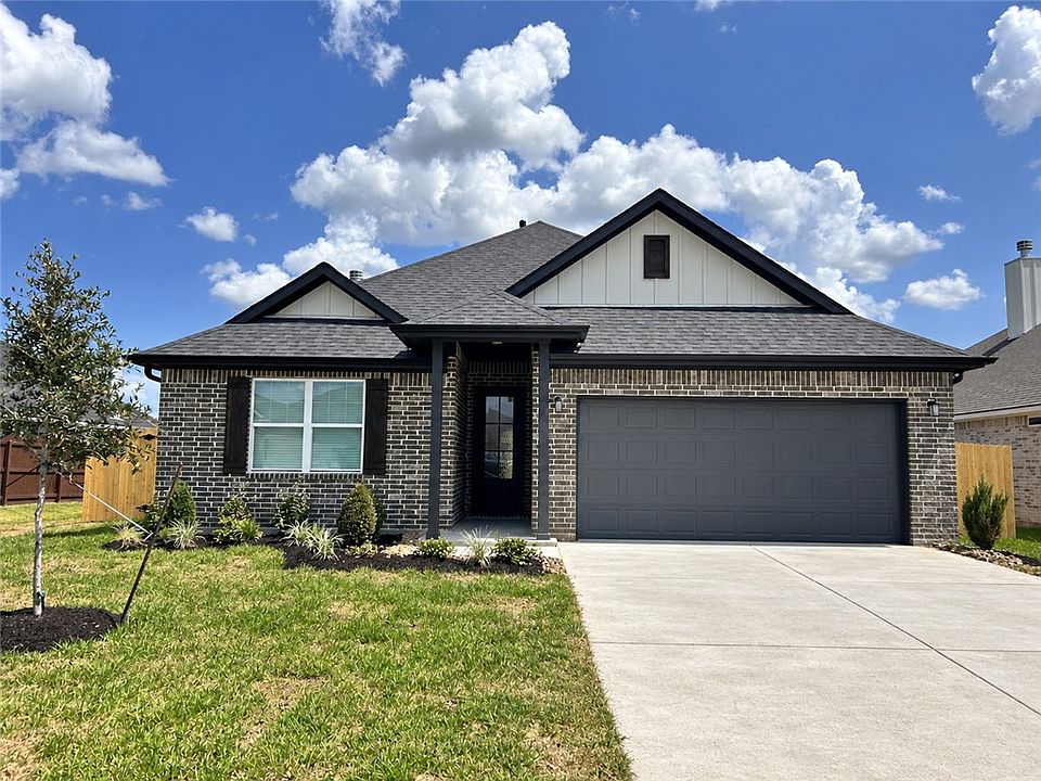 1st image of 3046 Teller Dr