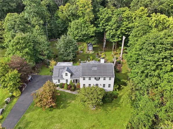 40 Apple Hill Drive, Cortlandt Manor, NY 10567