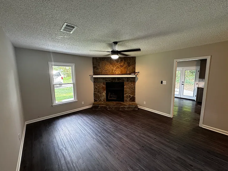 3009 Dale Ct #A — Photo 2