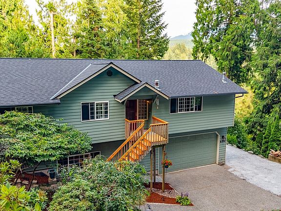 5th image of 654 Crest Lane