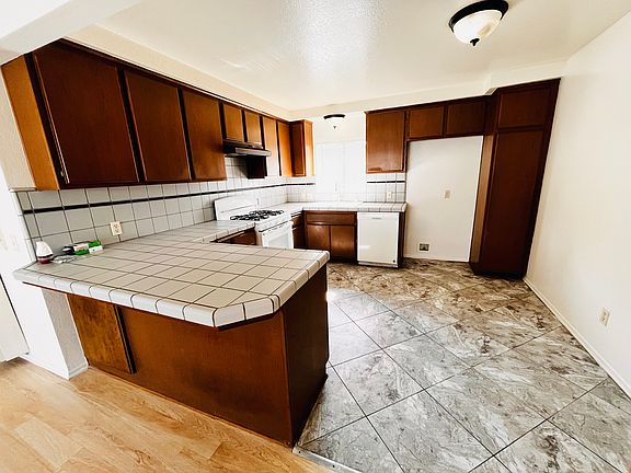 2nd image of 17023 S Vermont Ave APT 1