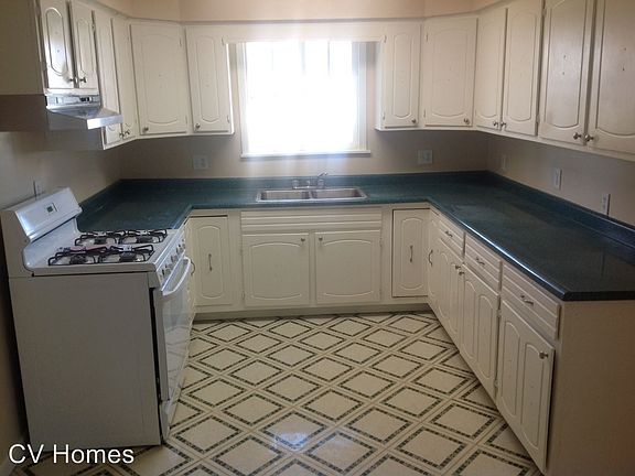 2nd image of 10061 Haven Ln