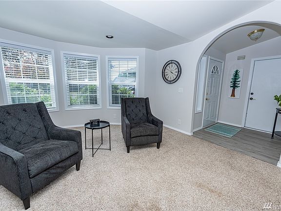 5th image of 6214 61st Ave SE