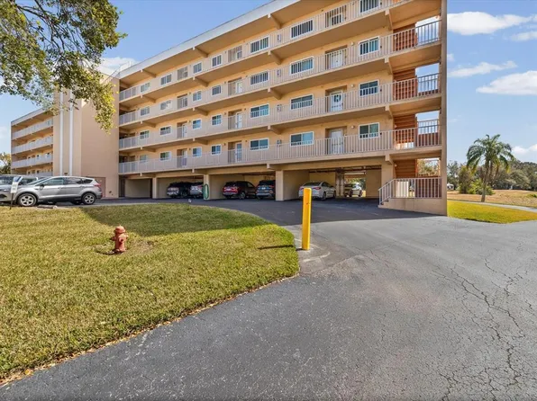 9461 Harbor Greens Way APT 207, Seminole, FL 33776