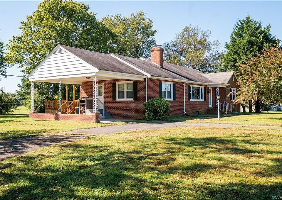 1st image of 240 Quinton Oaks Ln