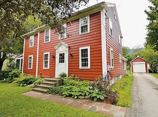 24 Cottage St, Manchester Center, VT 05255