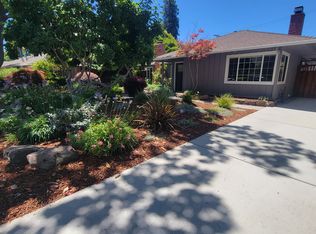 660 Rhodes Dr, Palo Alto, CA 94303