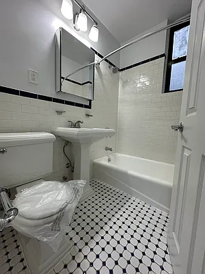 Rented by Bond New York | media 3