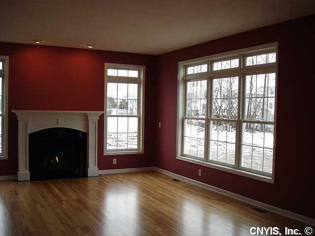 2nd image of 33 Canterbury Way