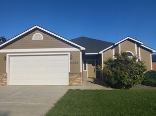 2300 Meridian Ave, West Richland, WA