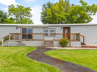 17 Barreras Trl, Los Lunas, NM 87031