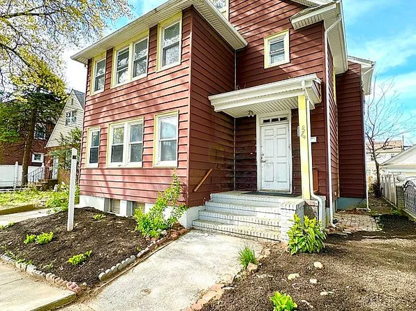 9264 Springfield Blvd, Jamaica, NY 11428