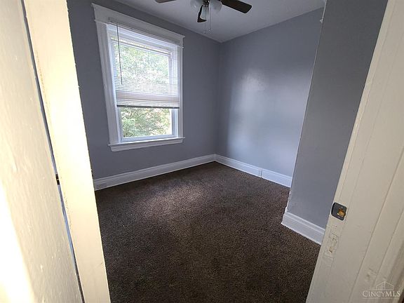 5th image of 2262 Harrison Ave