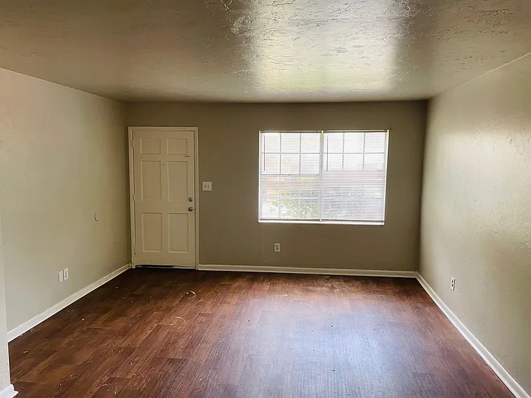 The Nook — Photo 6